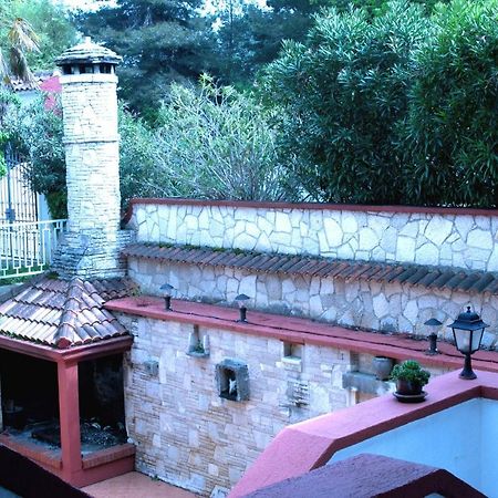罗维尼Vila Albatros住宿加早餐旅馆 外观 照片